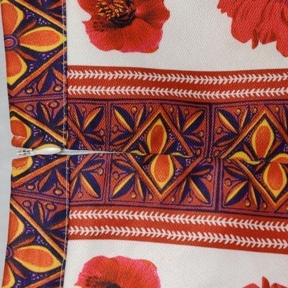 MISSGUIDED colorful cheeky shorts with back zipper. size 10, EUC - Picture 4 of 9